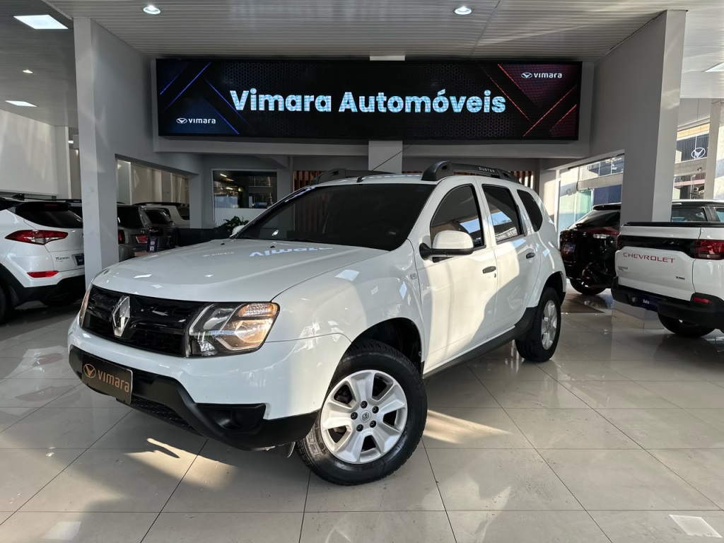 RENAULT DUSTER
