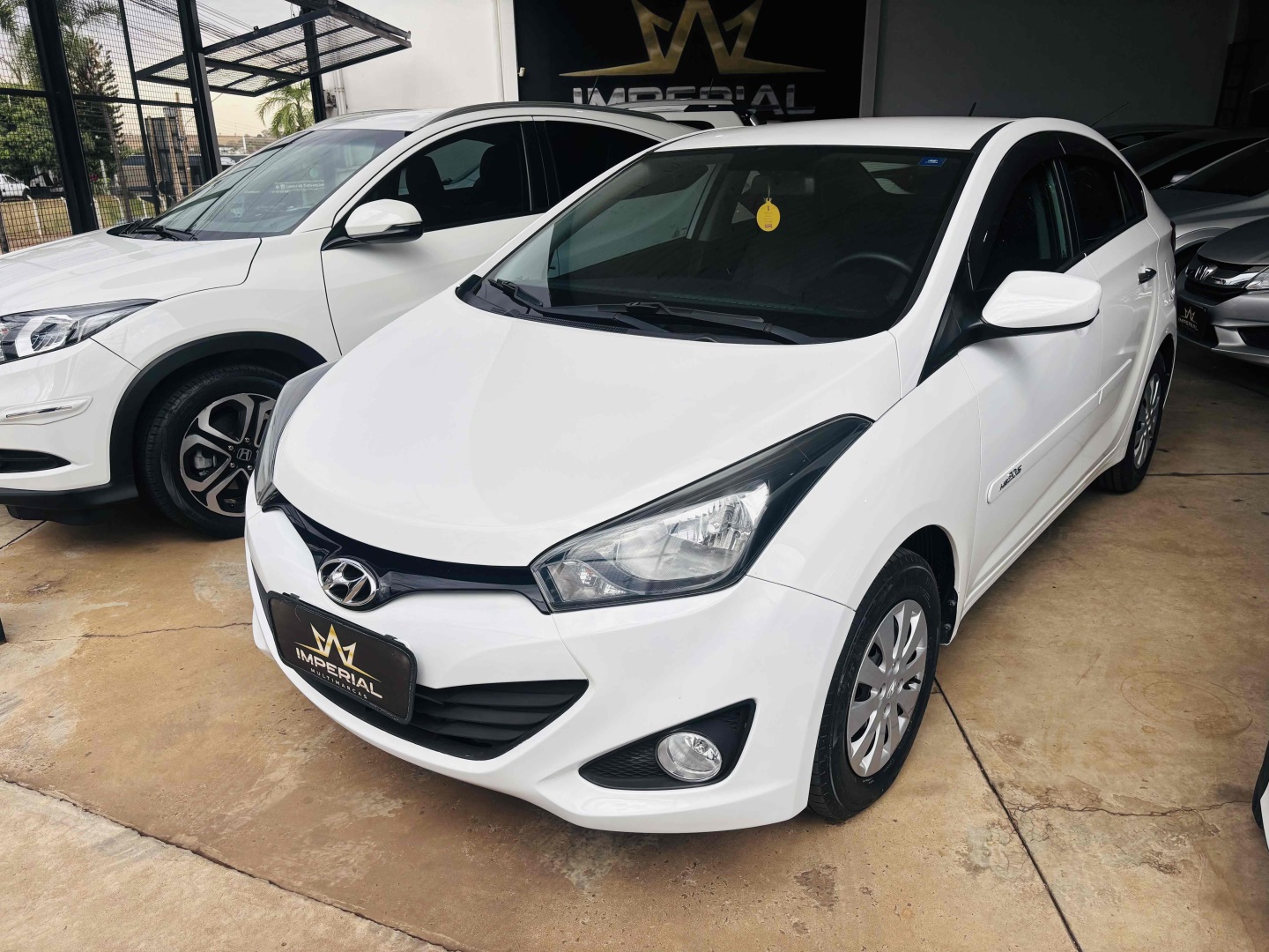HYUNDAI HB20S