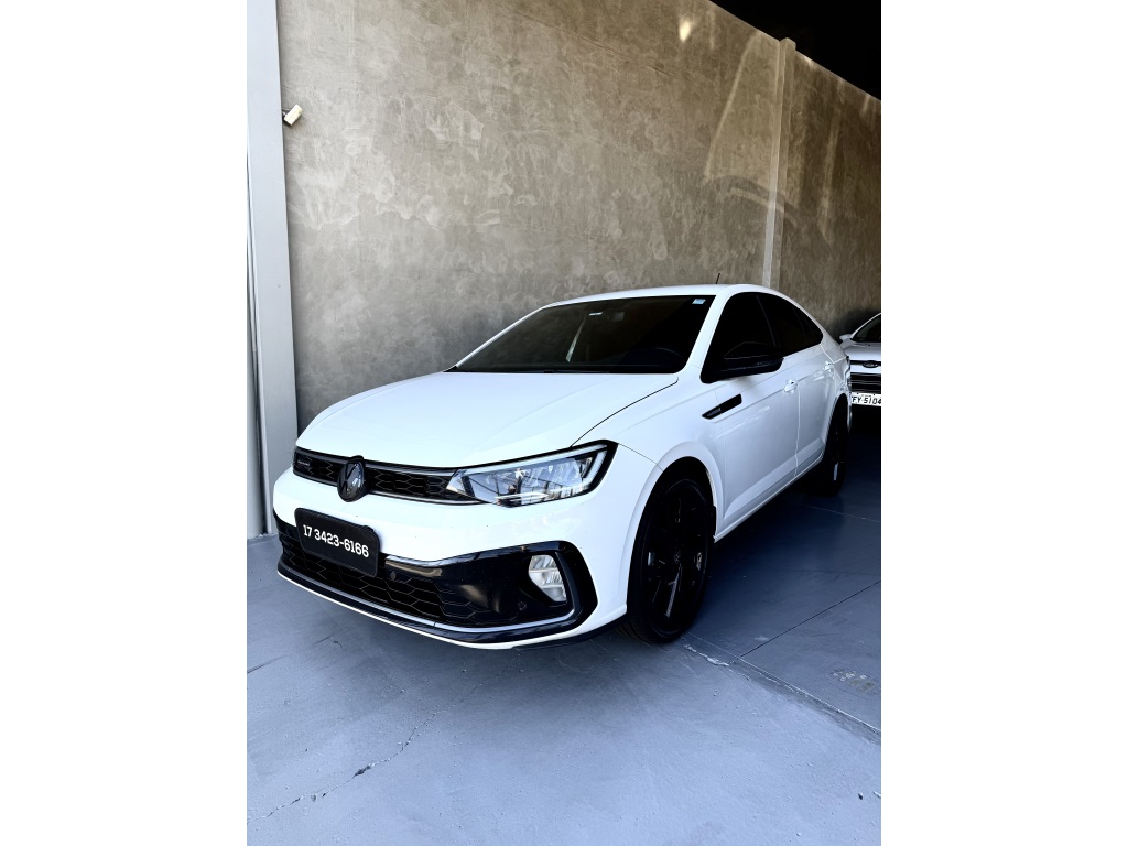 VOLKSWAGEN VIRTUS
