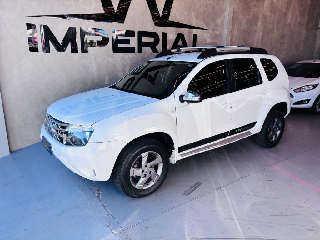 RENAULT DUSTER