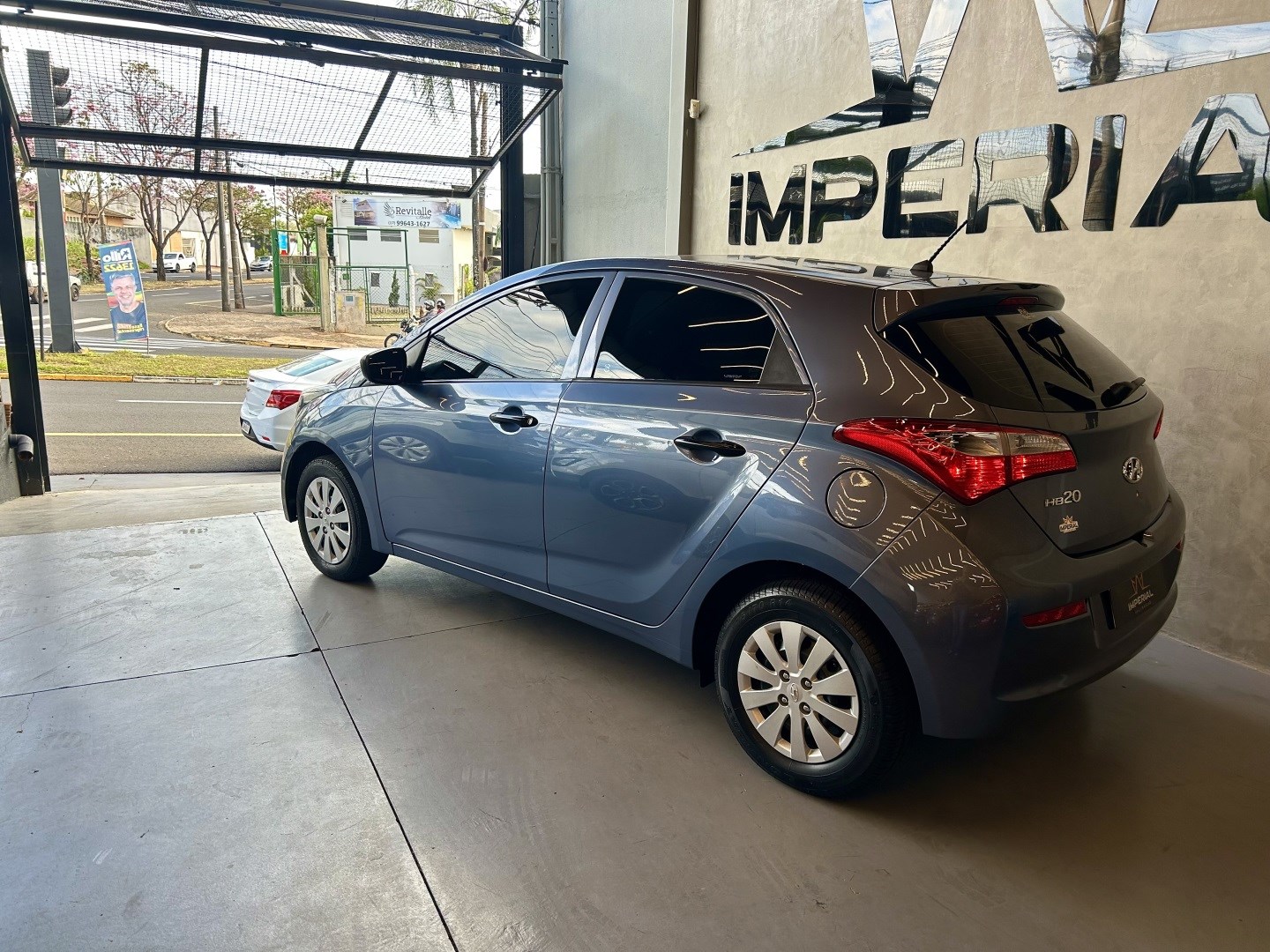 Hyundai HB20S 1.0 Comfort Plus 12V Flex 4P Manual - foto 3