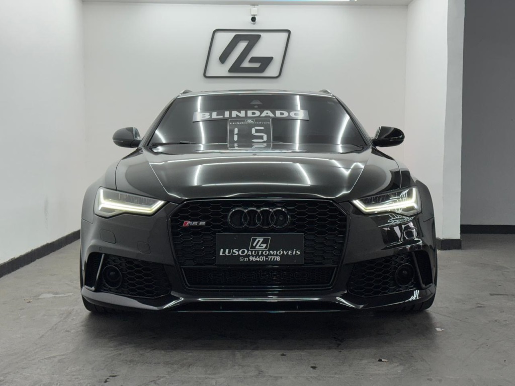AUDI RS6