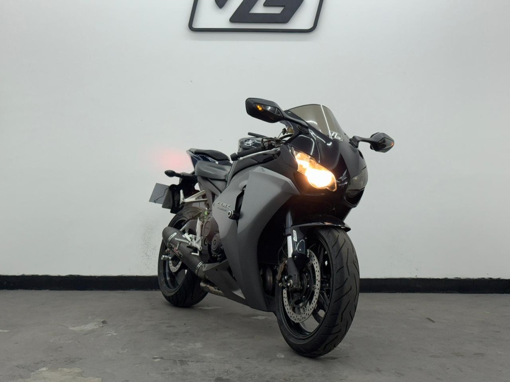 HONDA CBR 600RR