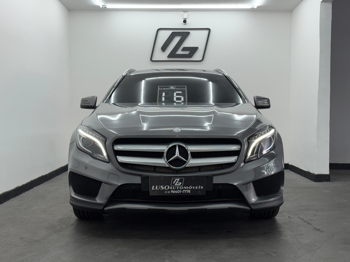 MERCEDES-BENZ GLA 250