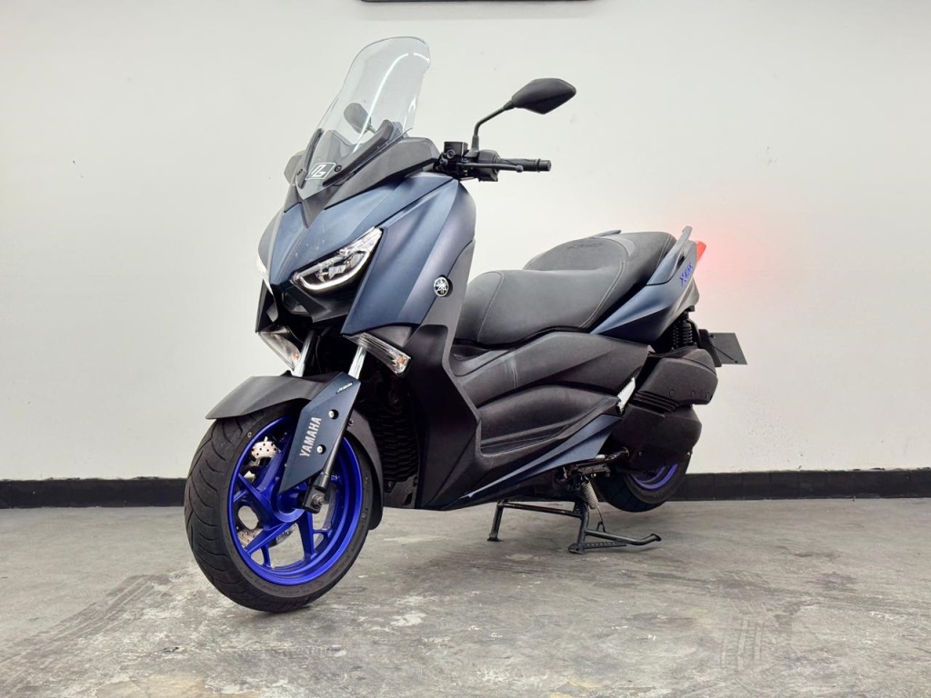 YAMAHA XMAX 250 ABS