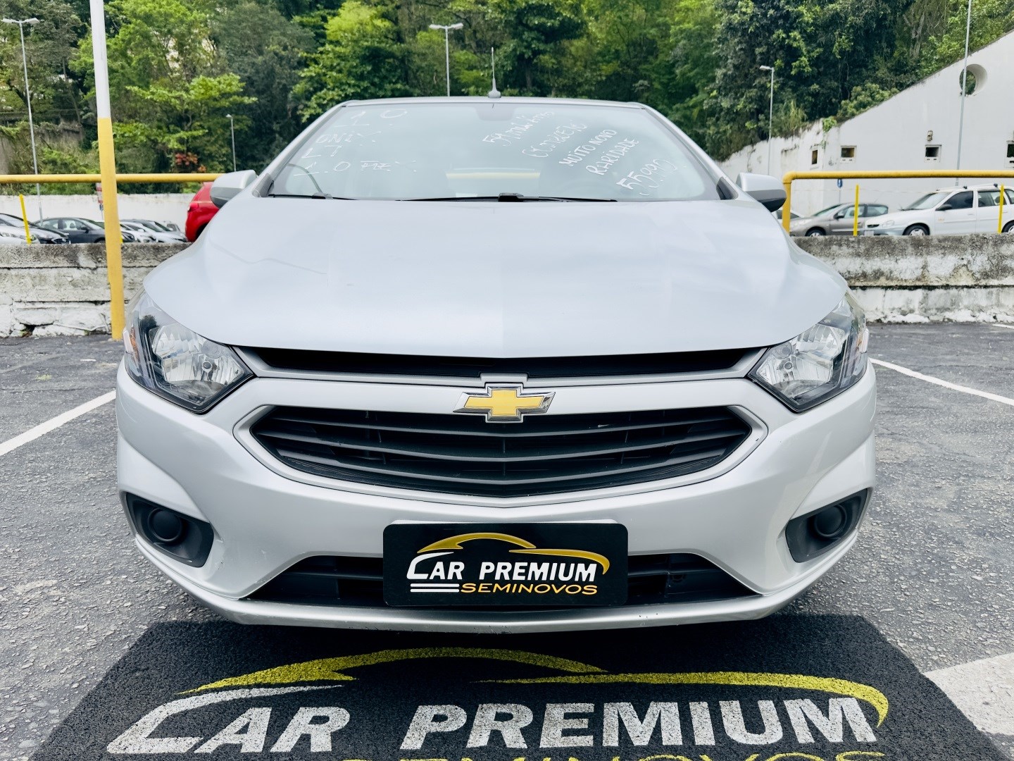 Chevrolet Onix 1.0 Mpfi LT 8V Flex 4P Manual - foto 2
