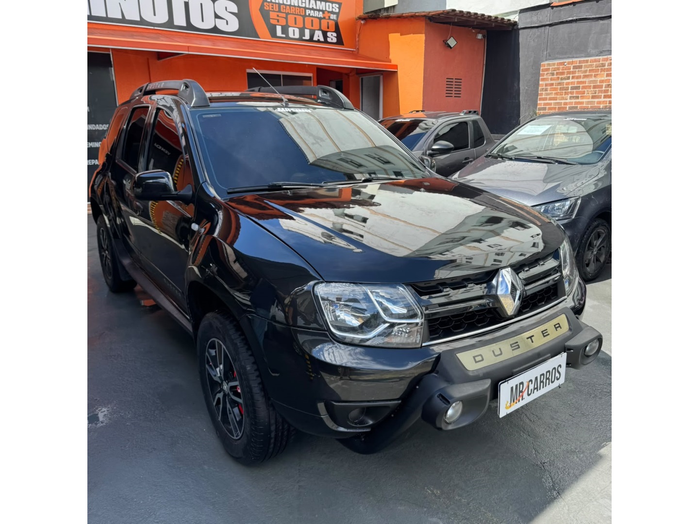 RENAULT DUSTER