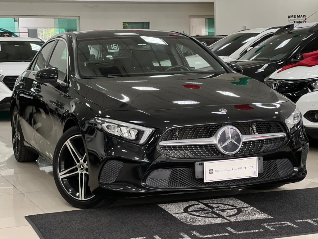 MERCEDES-BENZ A 200