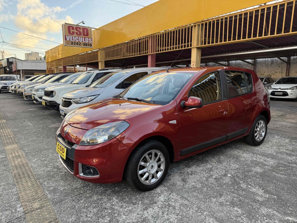 RENAULT SANDERO