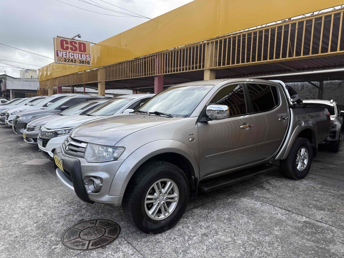 MITSUBISHI L200 TRITON