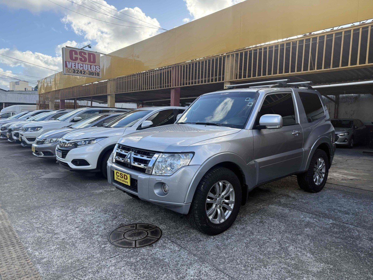 MITSUBISHI PAJERO FULL