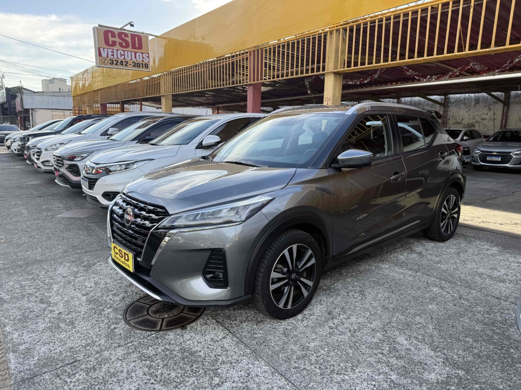 NISSAN KICKS