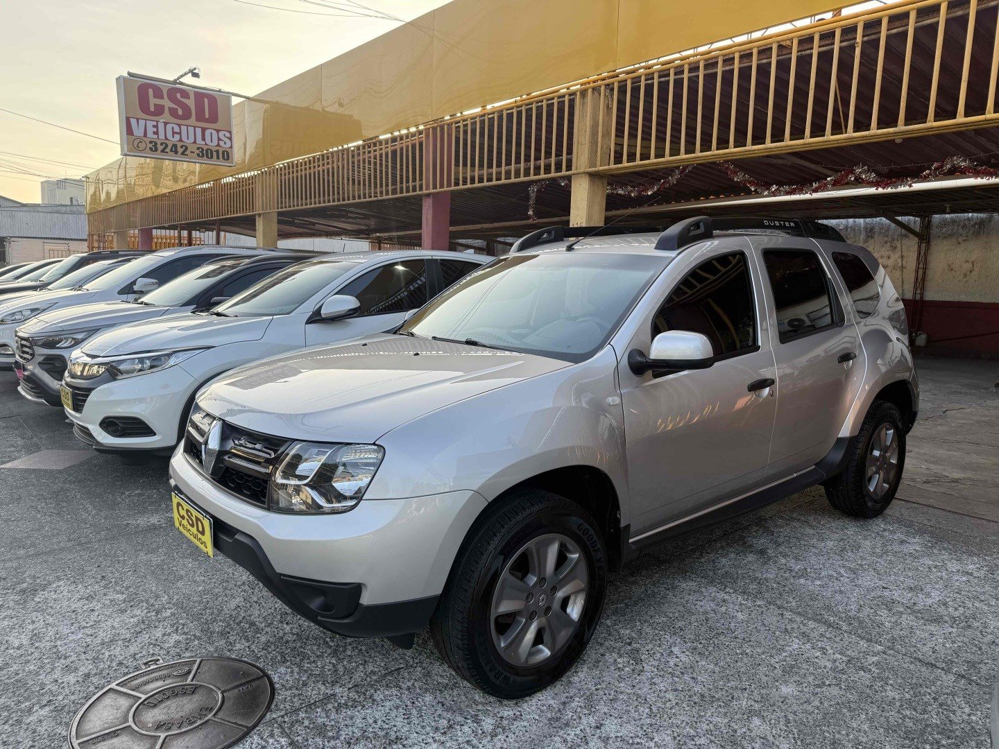 RENAULT DUSTER