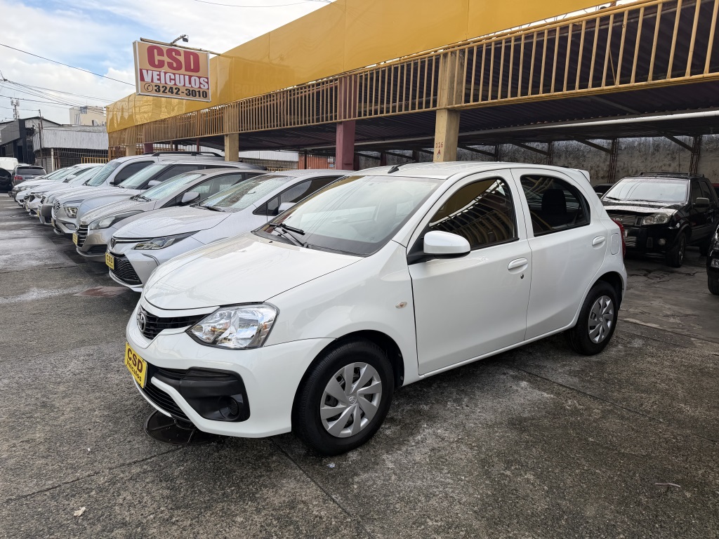 TOYOTA ETIOS