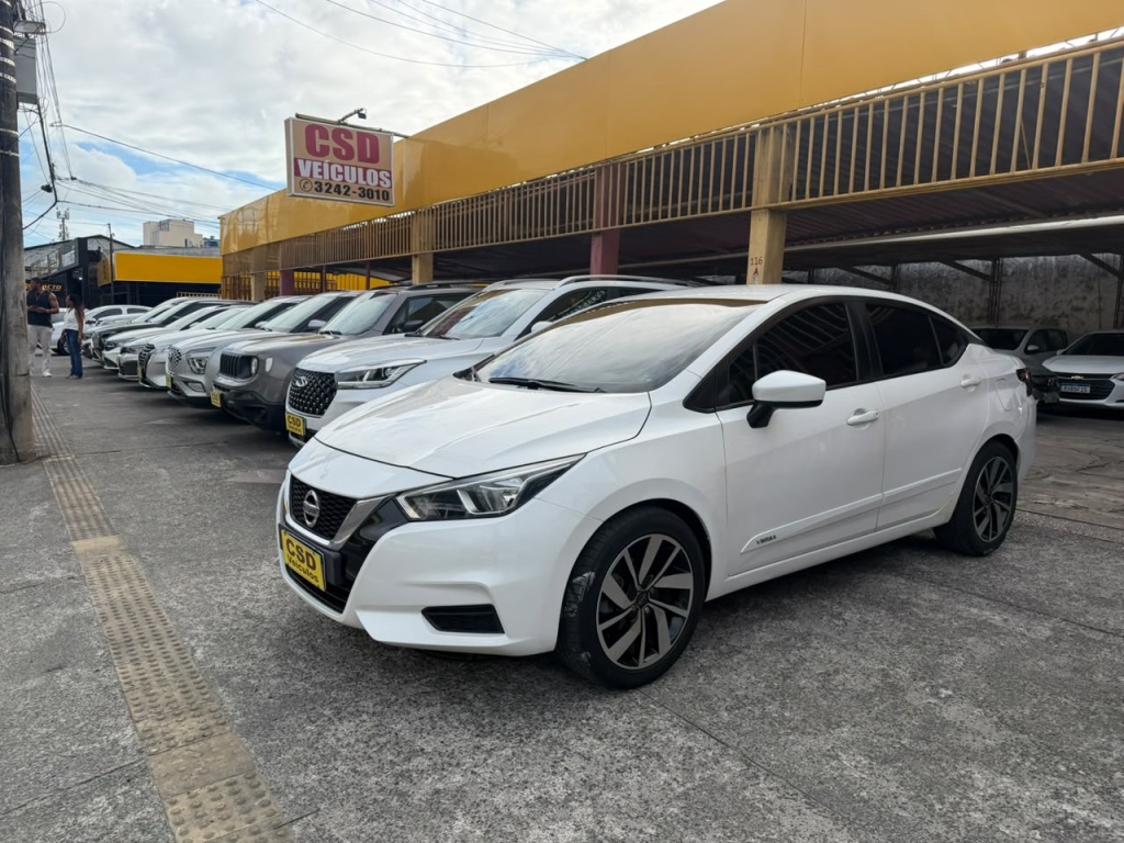 NISSAN VERSA