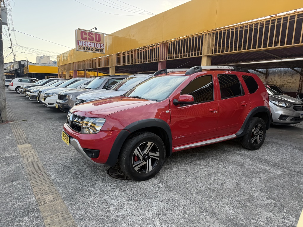 RENAULT DUSTER