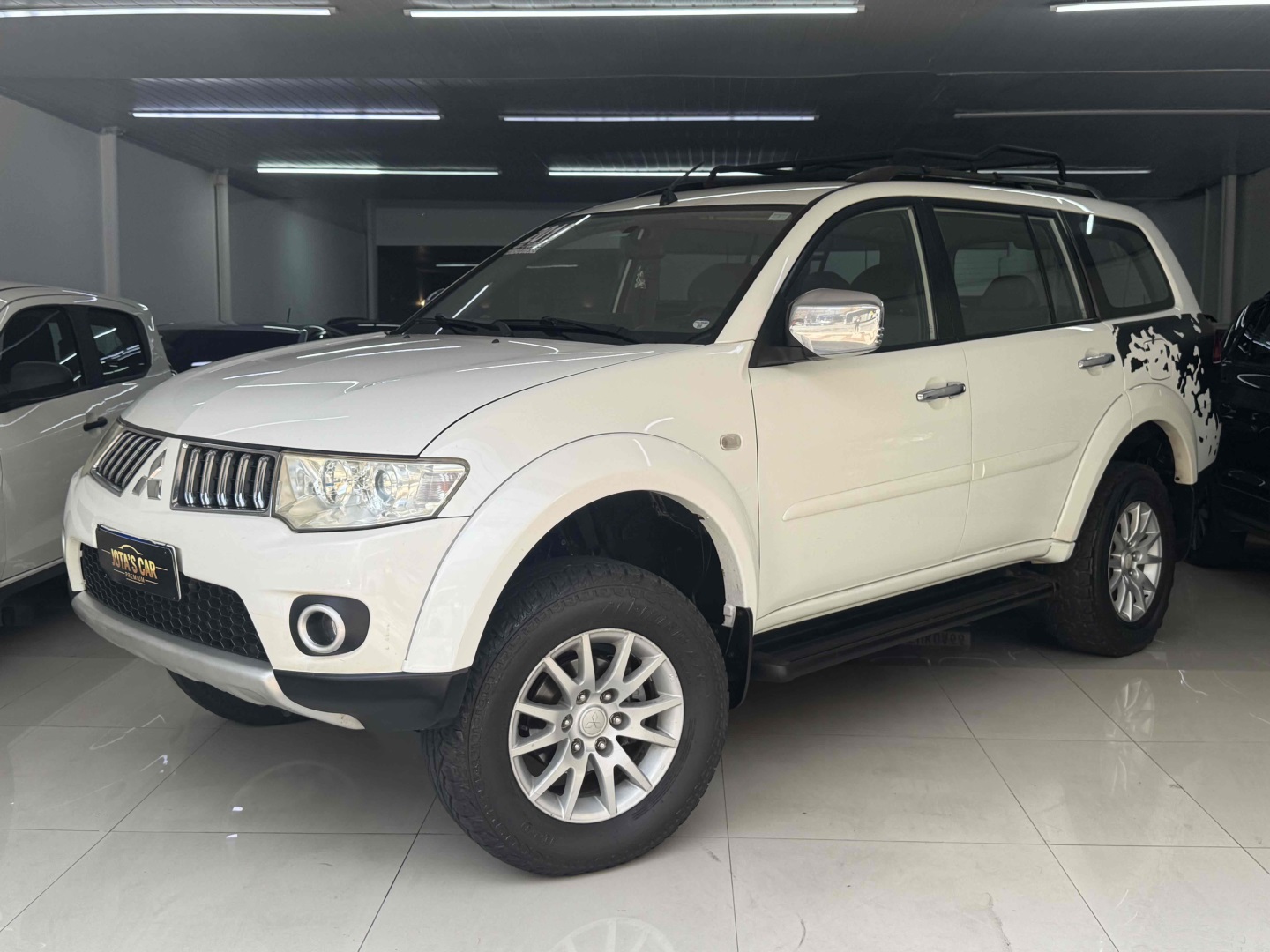 MITSUBISHI PAJERO DAKAR