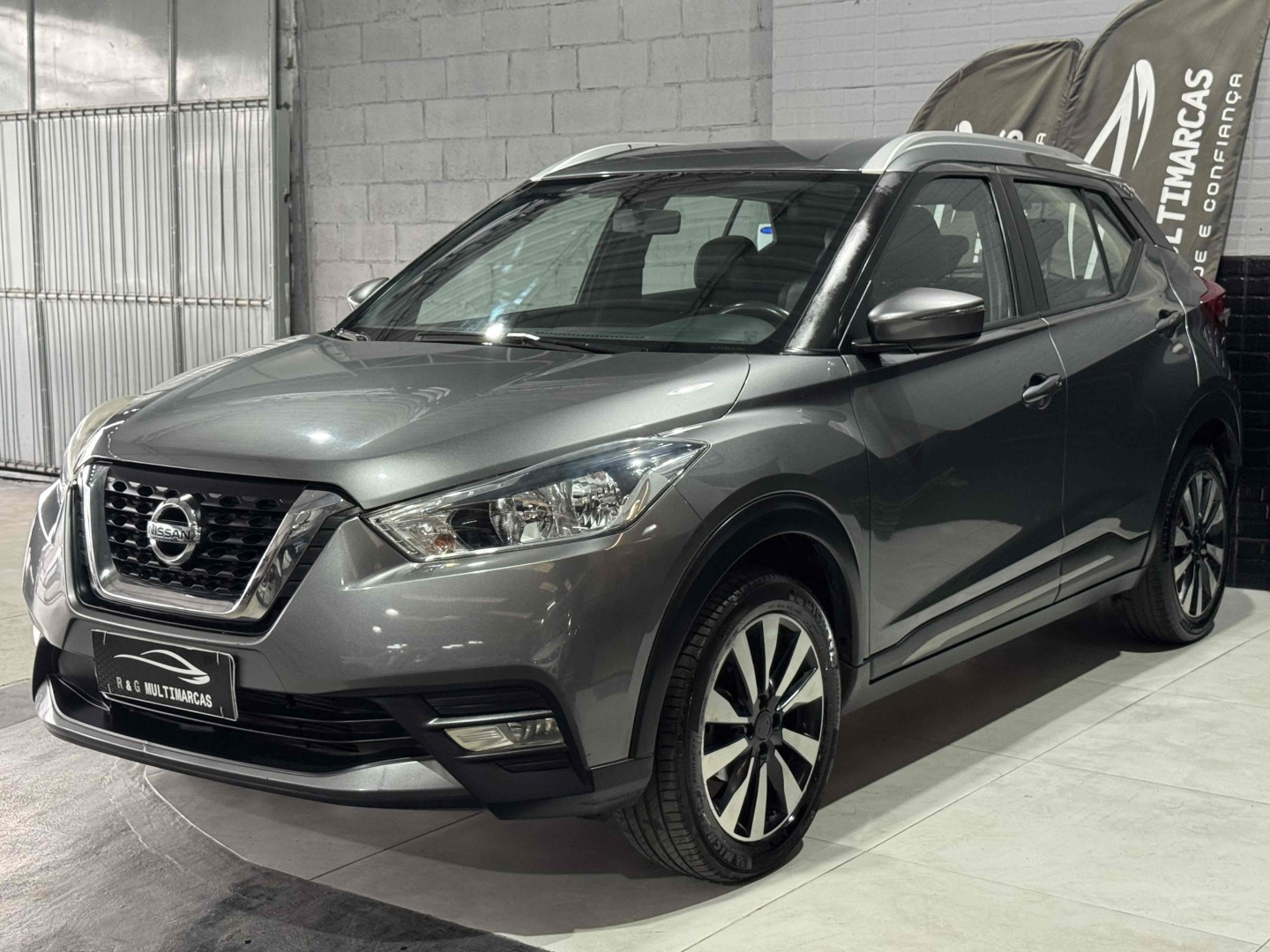 NISSAN KICKS