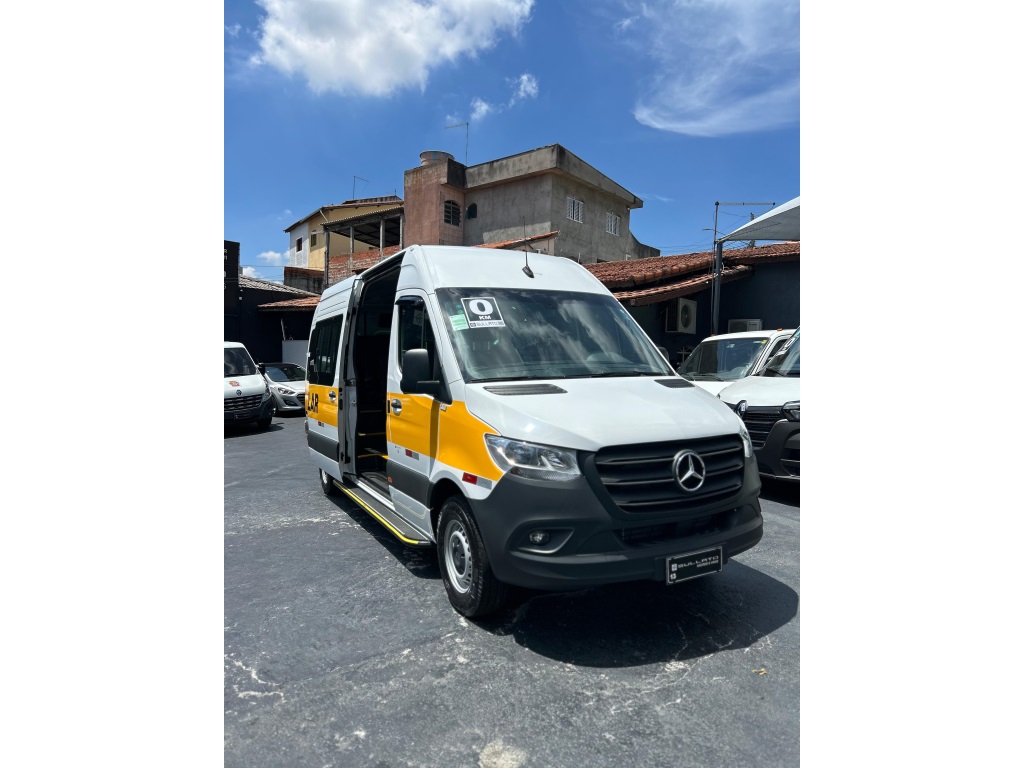 MERCEDES-BENZ SPRINTER
