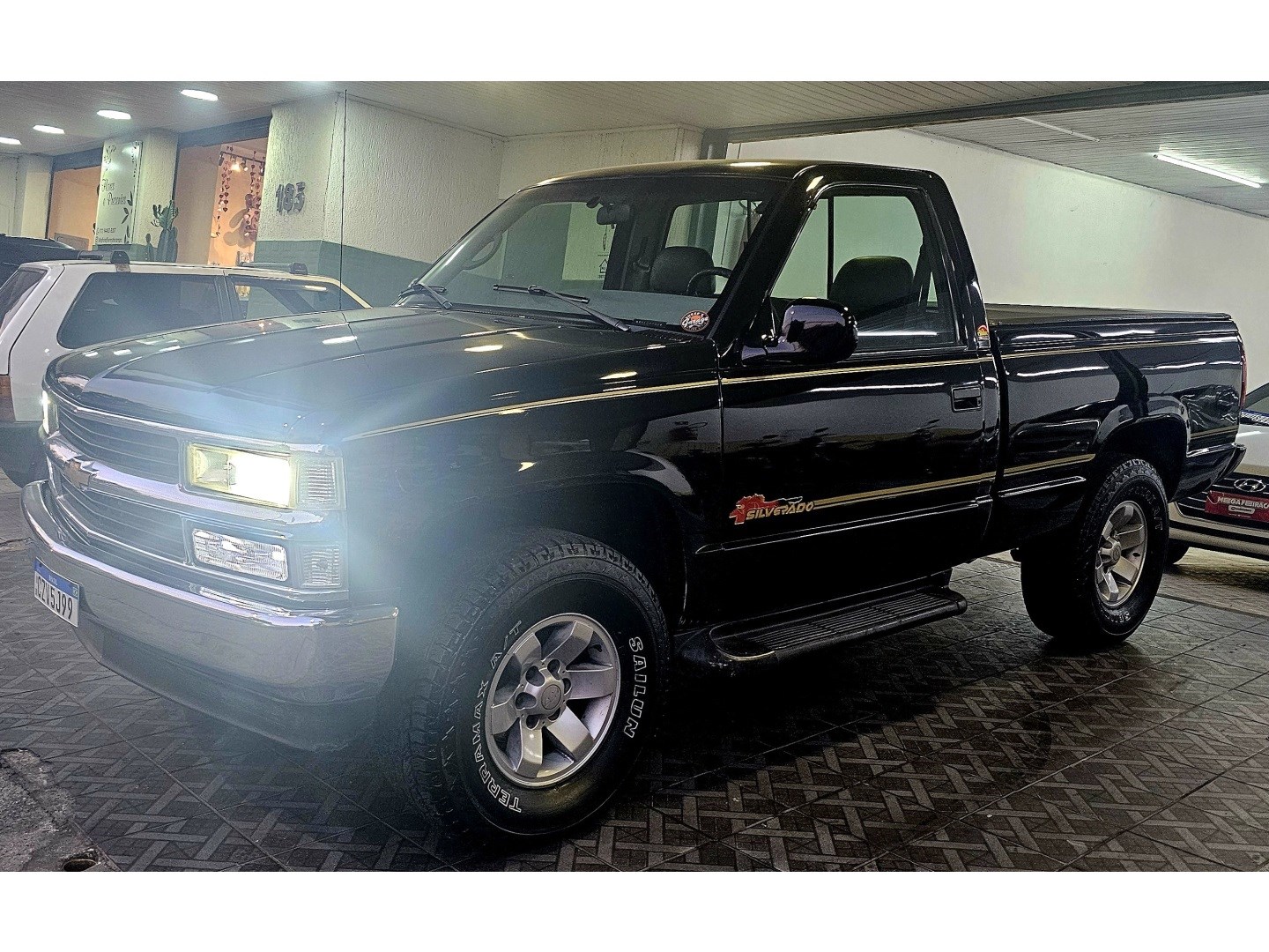 CHEVROLET SILVERADO