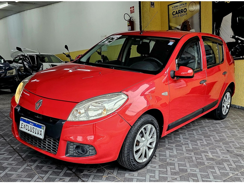 RENAULT SANDERO