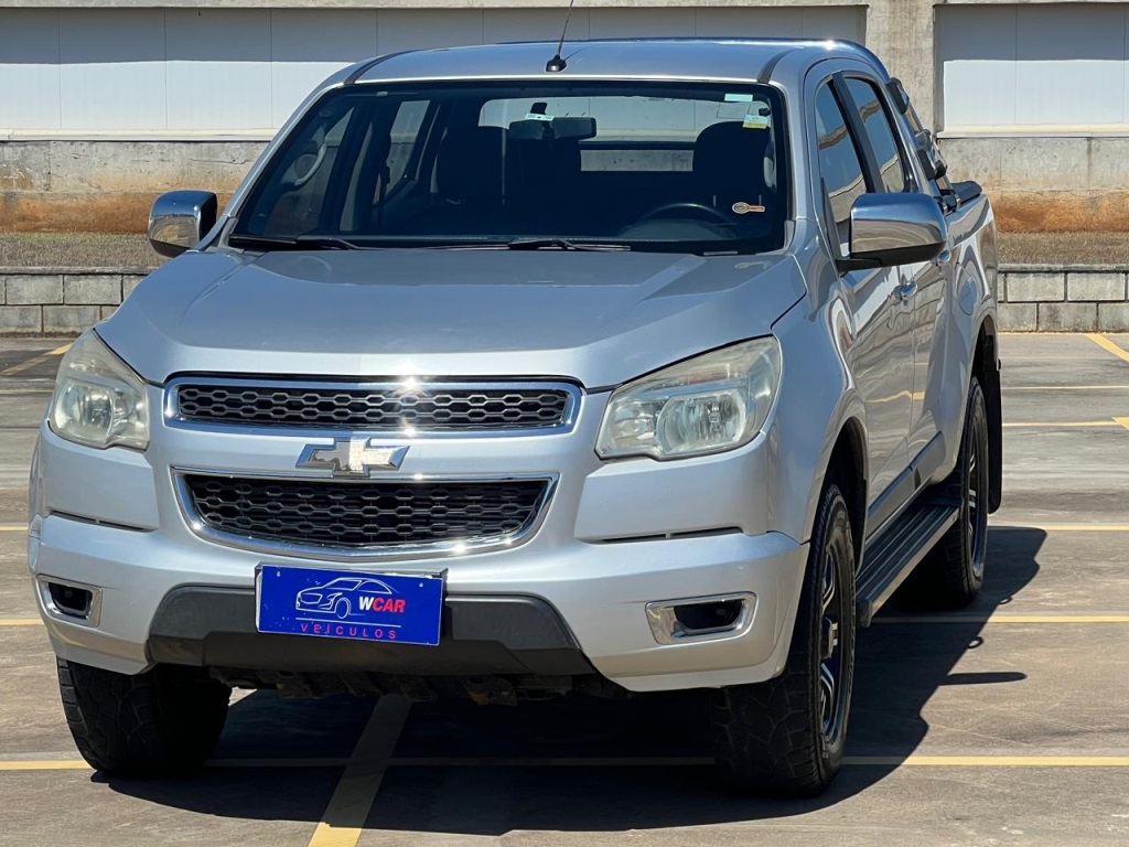 CHEVROLET S10 2.8 LS 4X4 CD 16V TURBO DIESEL 4P MANUAL