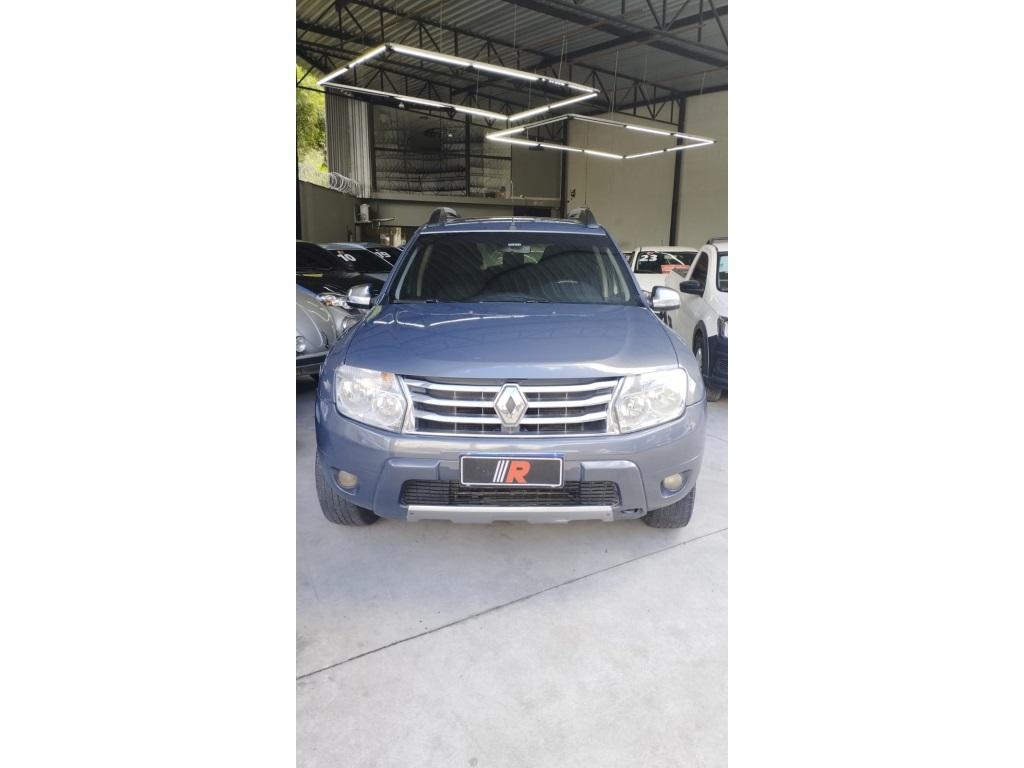 RENAULT DUSTER