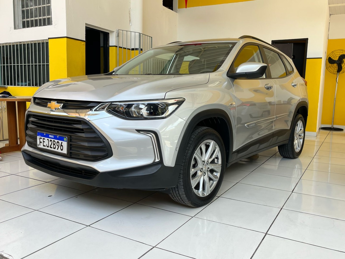CHEVROLET TRACKER