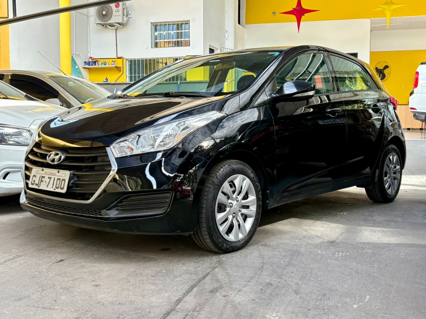 HYUNDAI HB20
