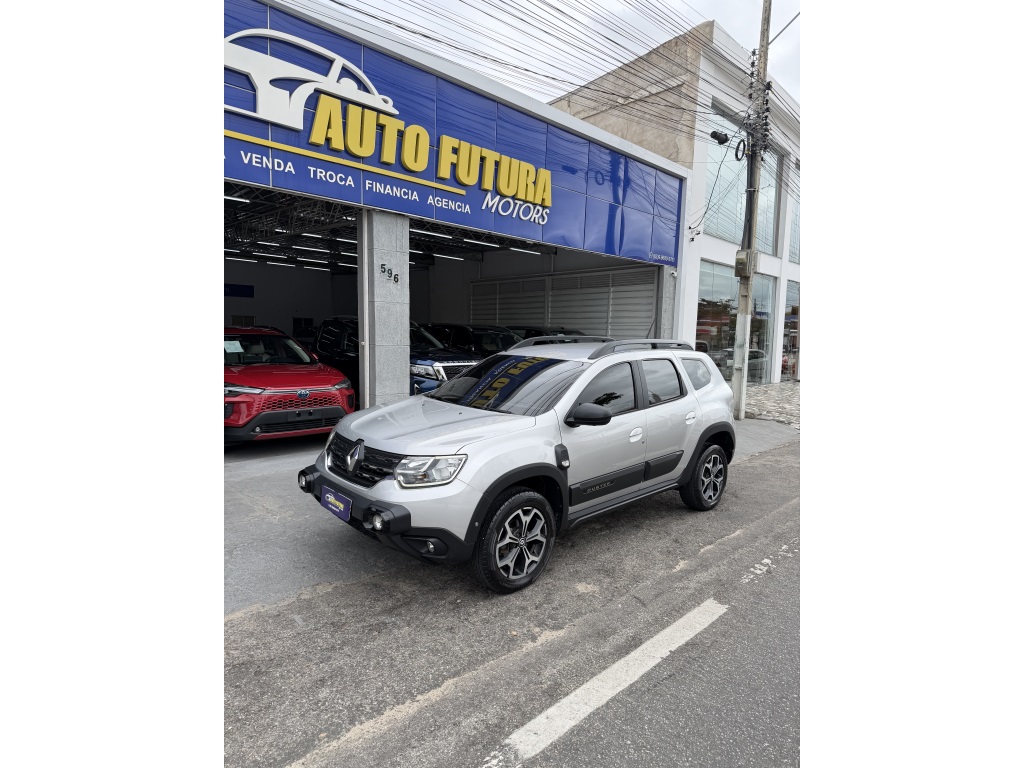 RENAULT DUSTER