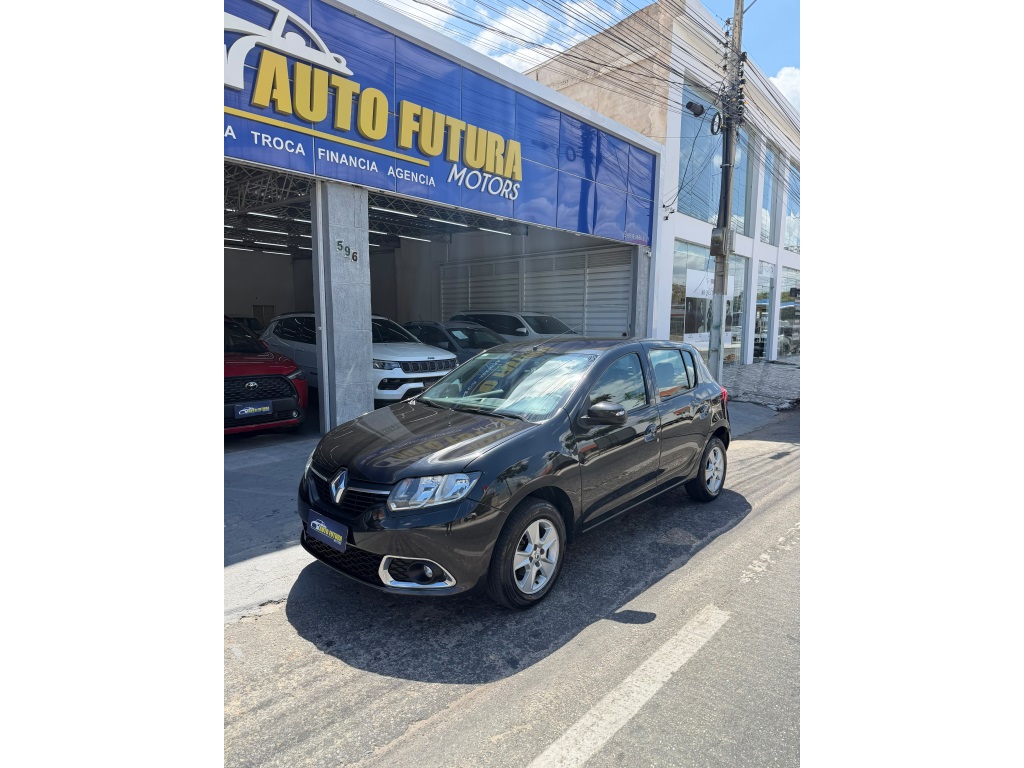 RENAULT SANDERO