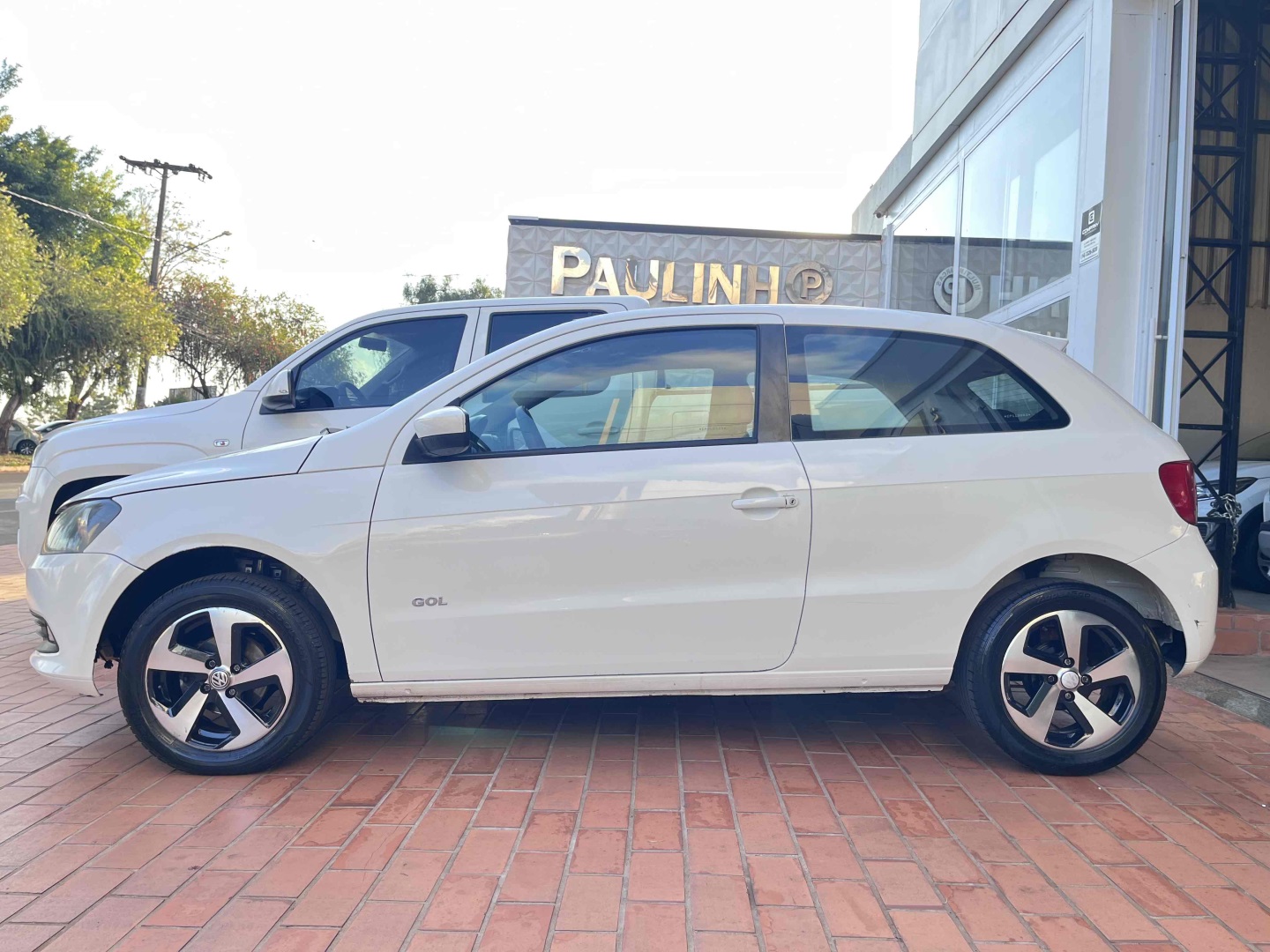 VOLKSWAGEN GOL