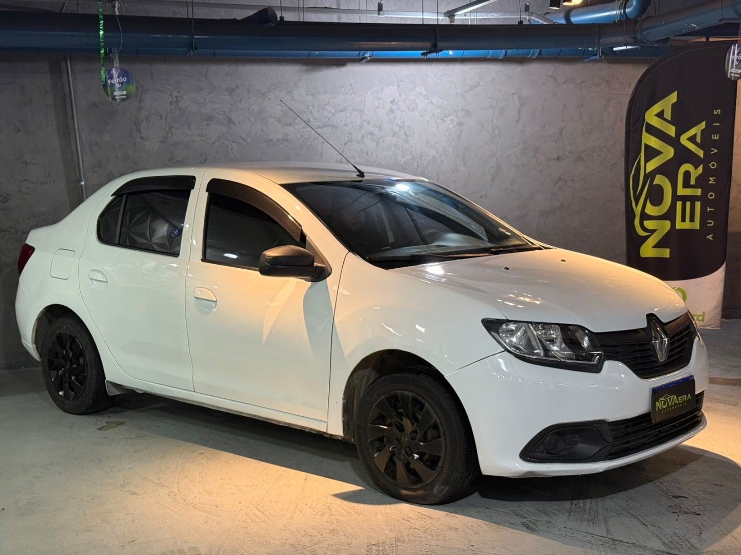 RENAULT LOGAN