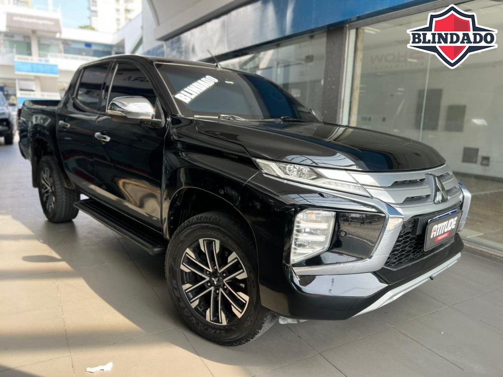 MITSUBISHI L200 TRITON 2.4 16V TURBO DIESEL SPORT GLS CD 4P 4X4 AUTOMÁTICO