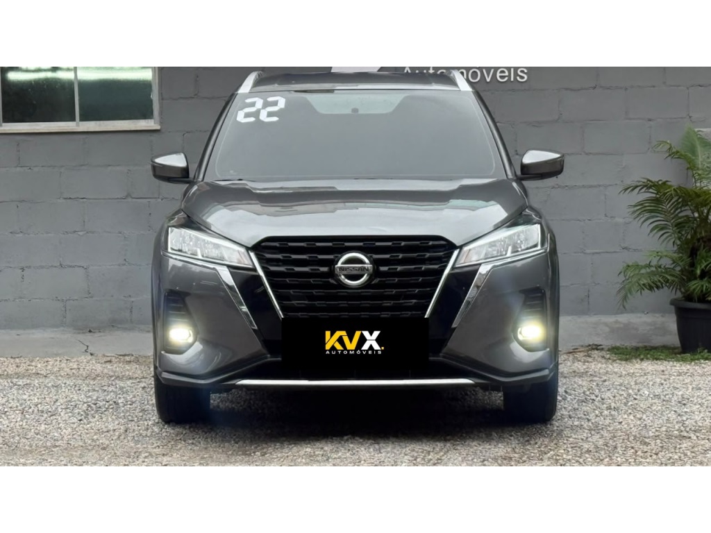 NISSAN KICKS