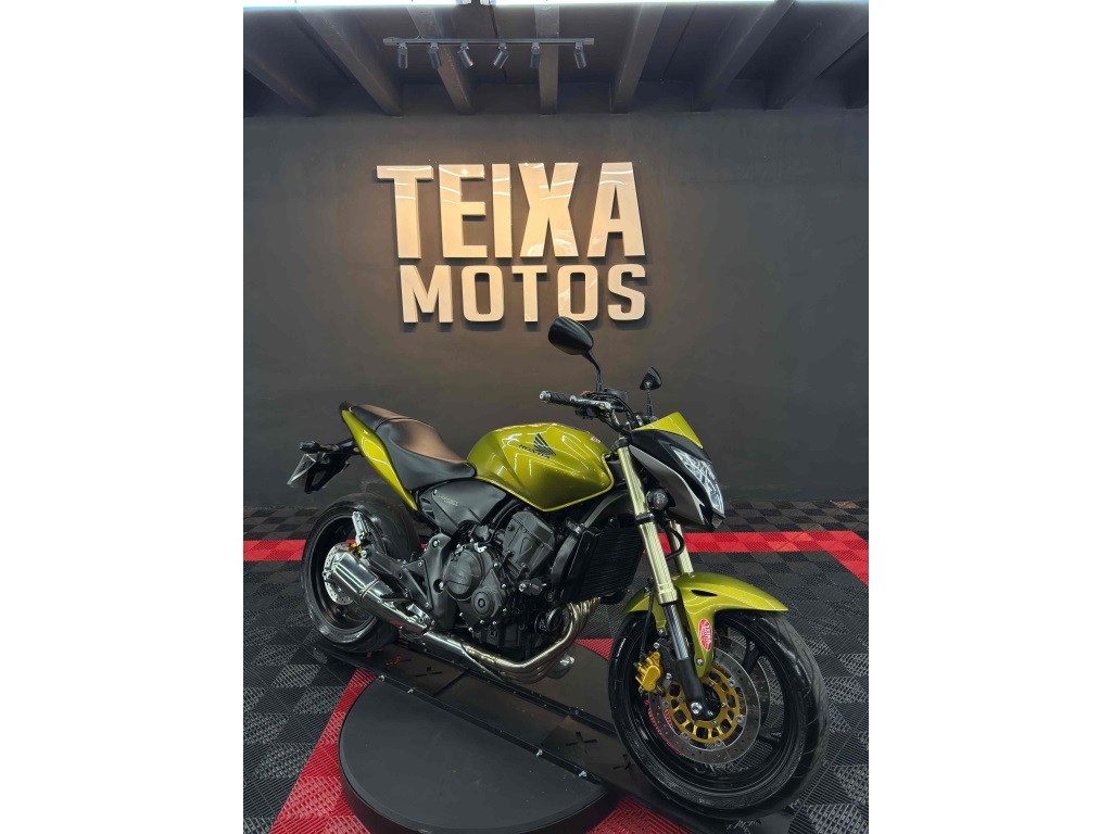HONDA CB 600F HORNET
