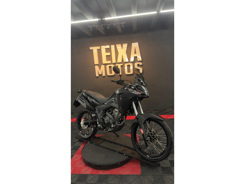 HONDA XRE 300 SAHARA