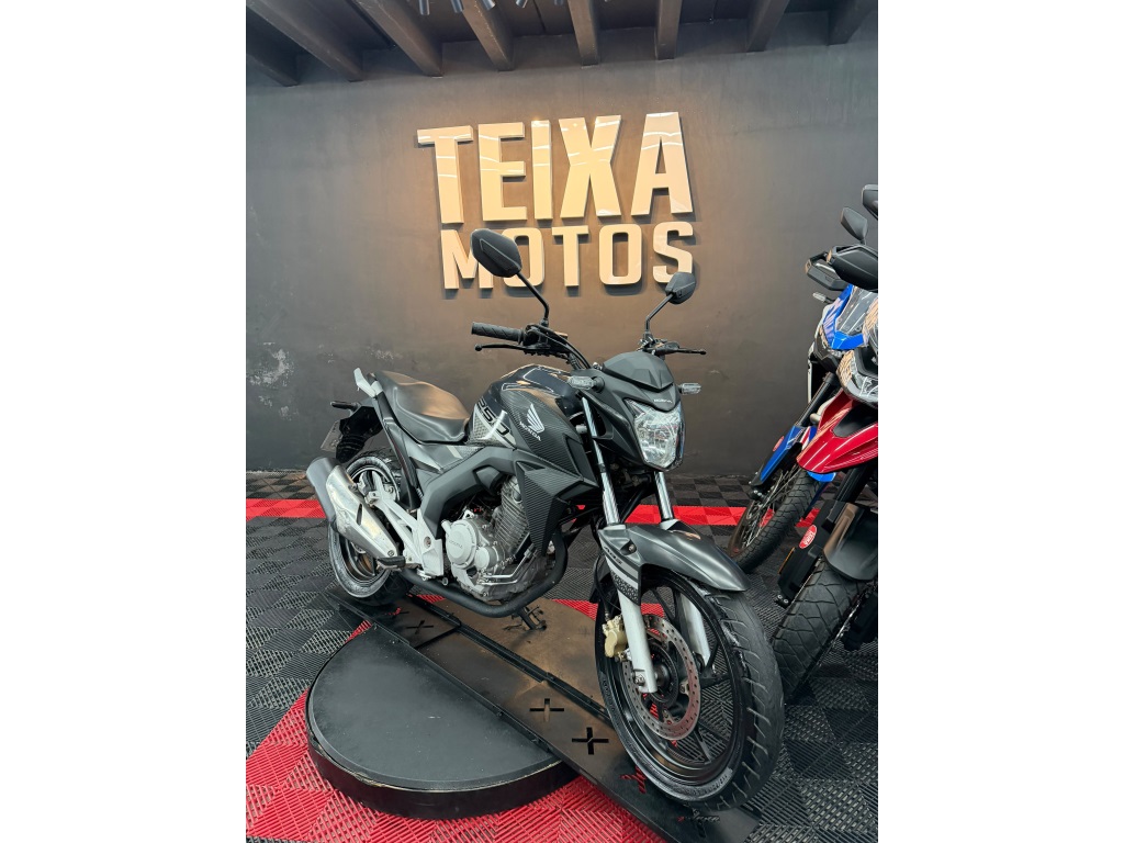 HONDA CB 250 TWISTER