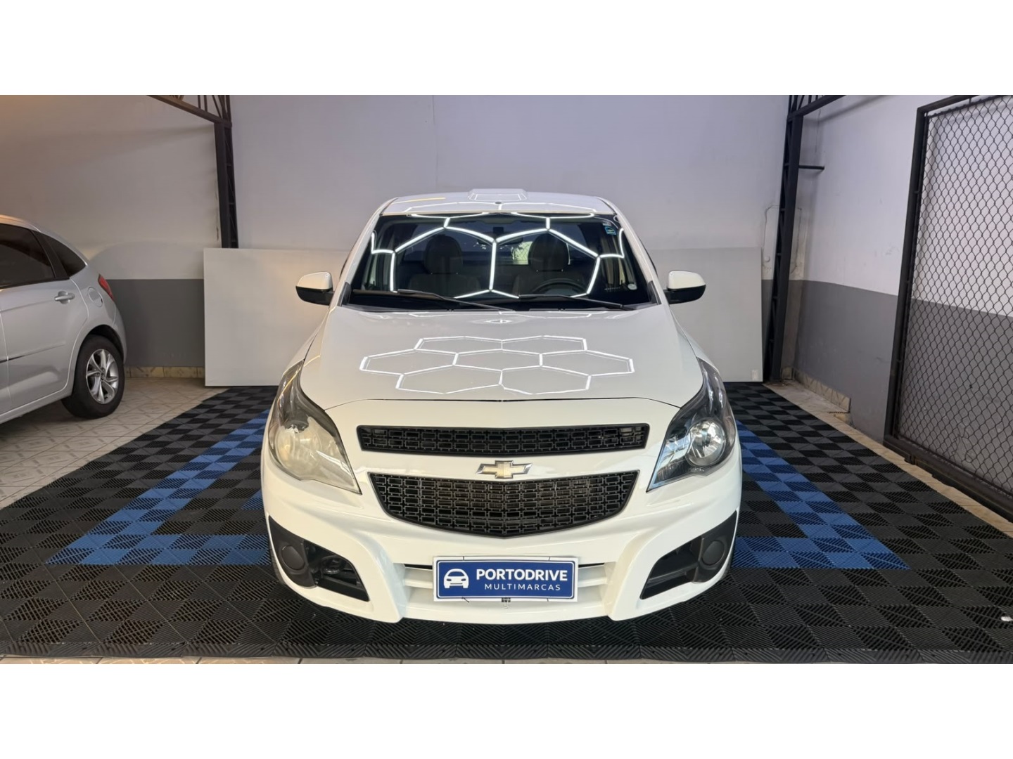 CHEVROLET MONTANA
