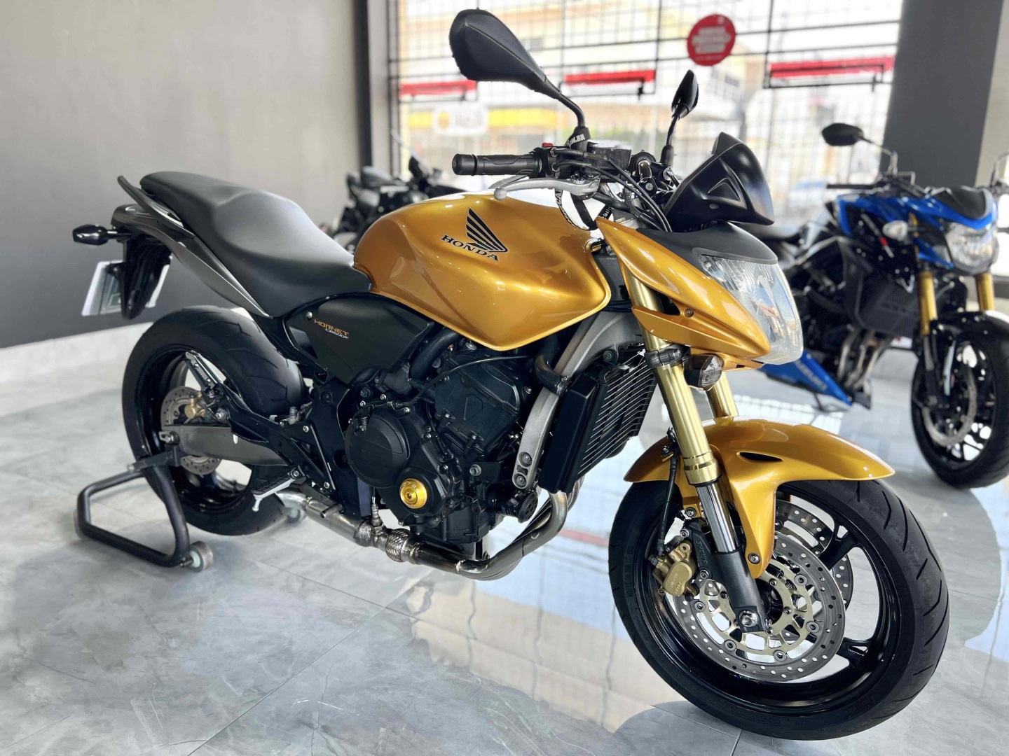 HONDA CB 600F HORNET
