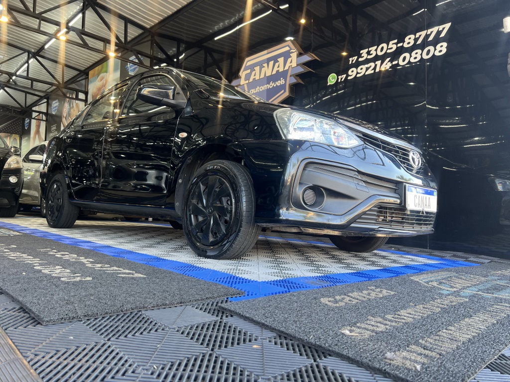 Toyota Etios 2018 à venda