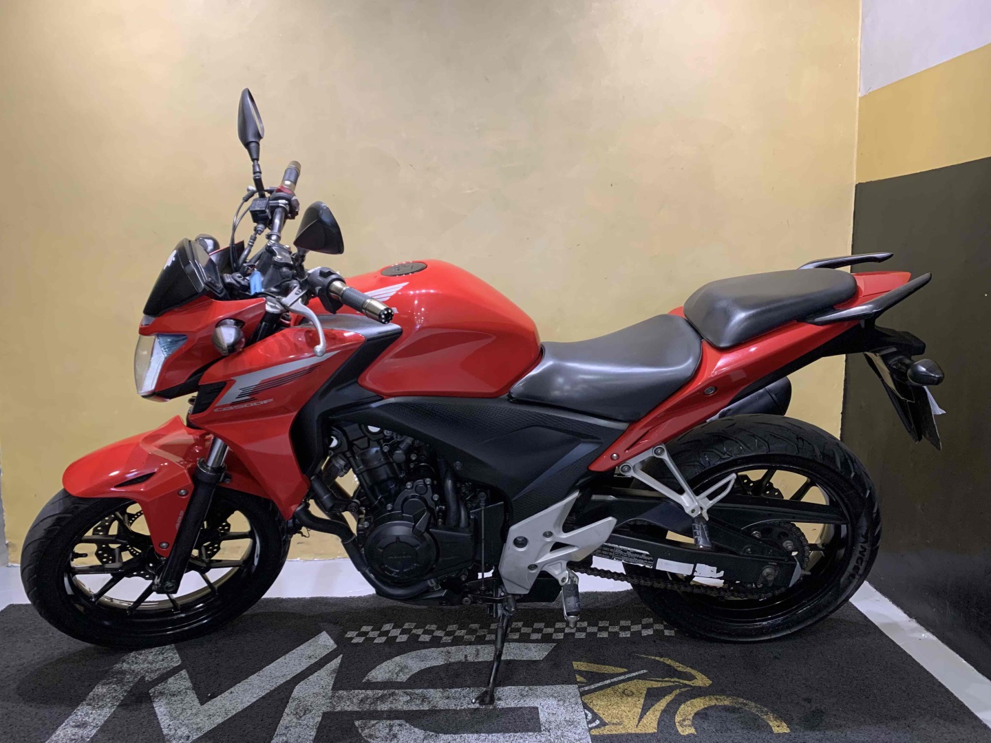 HONDA CB 500F