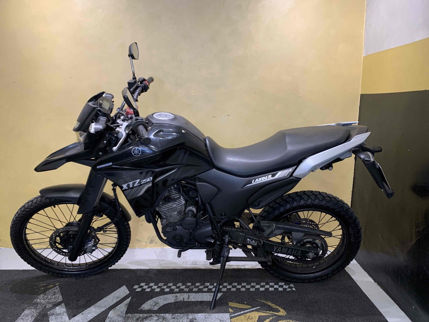 YAMAHA XTZ 250 LANDER 249CC