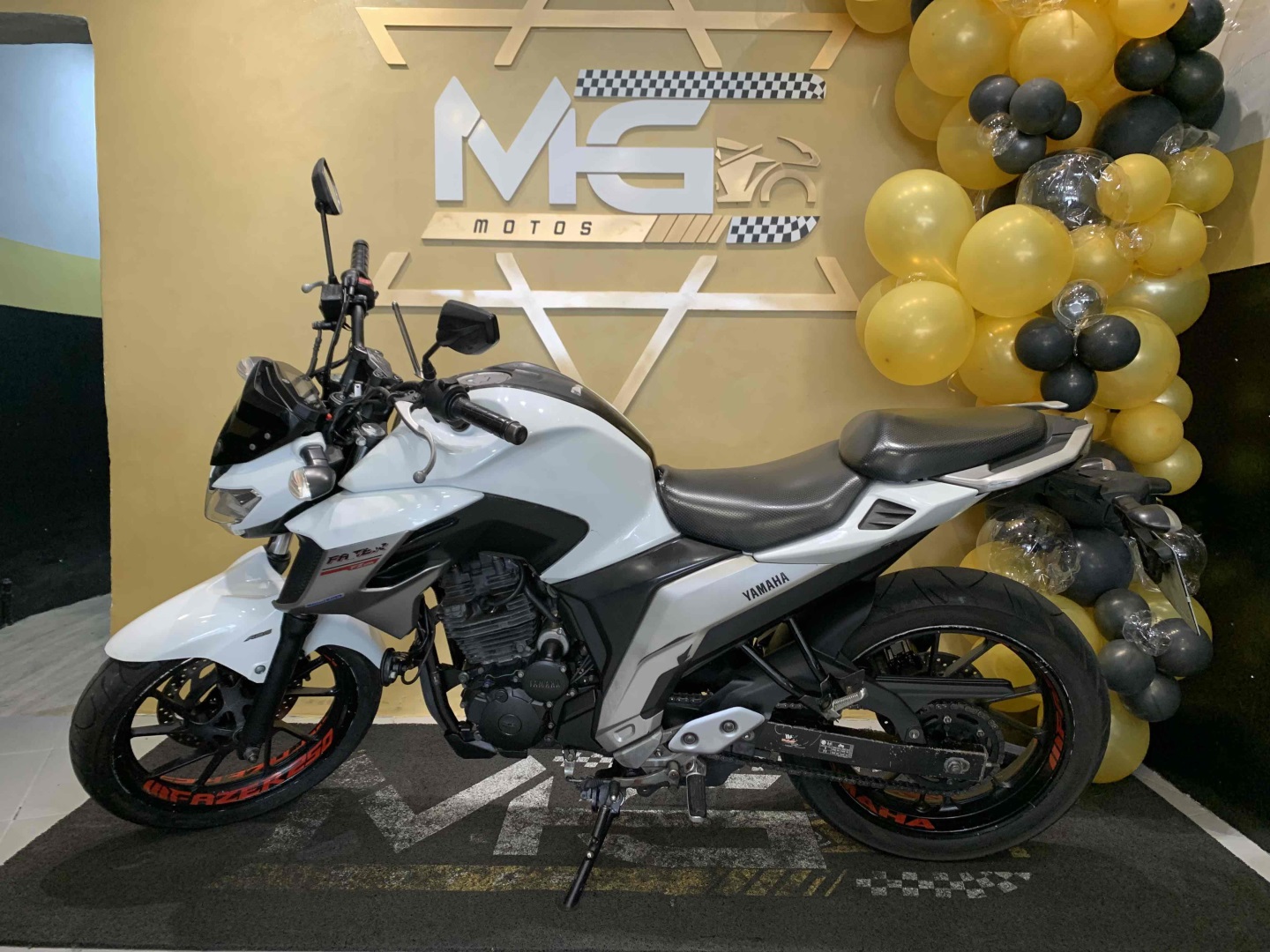 YAMAHA FZ25 250 FAZER FLEX