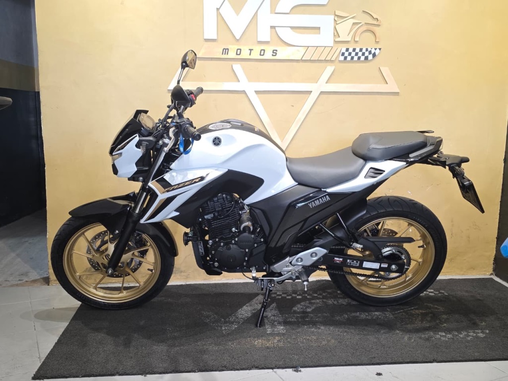 YAMAHA FZ25 FAZER CONNECTED ABS