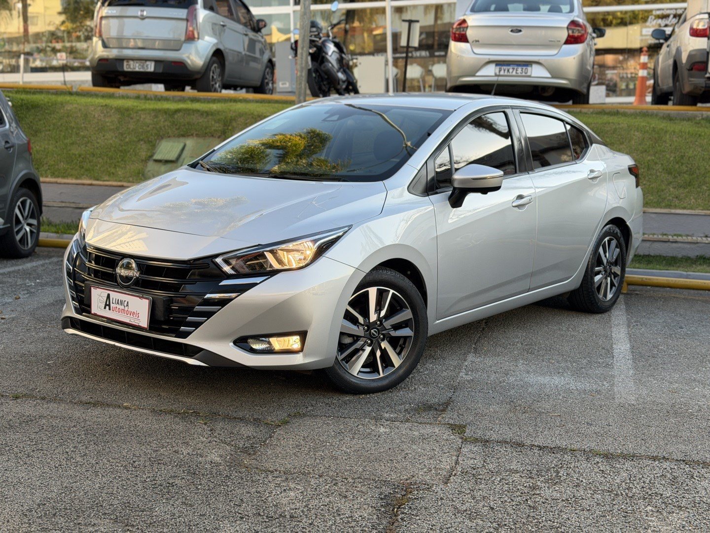 NISSAN VERSA
