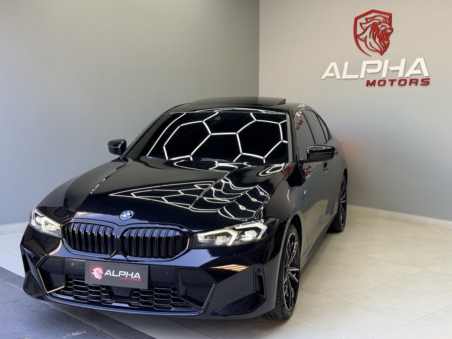 BMW 330e
