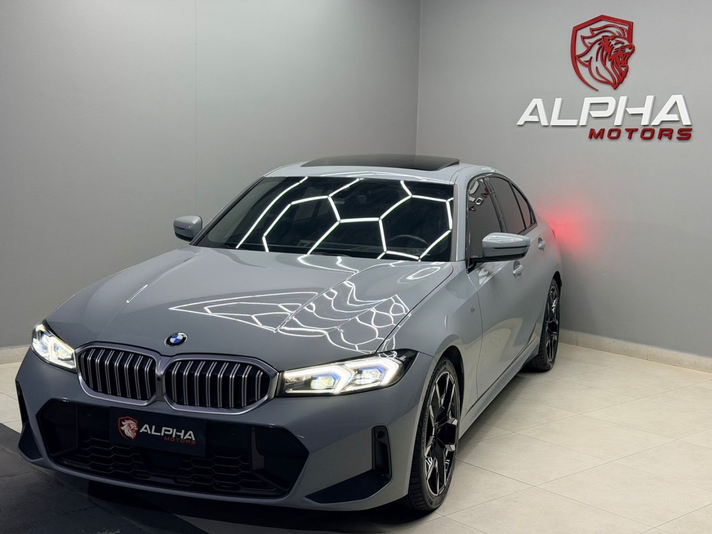 BMW 320i