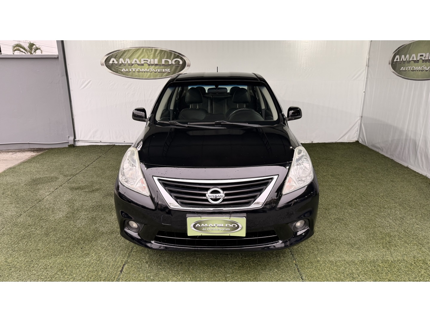 NISSAN VERSA