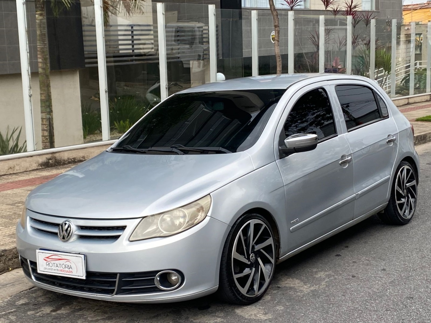 VOLKSWAGEN GOL